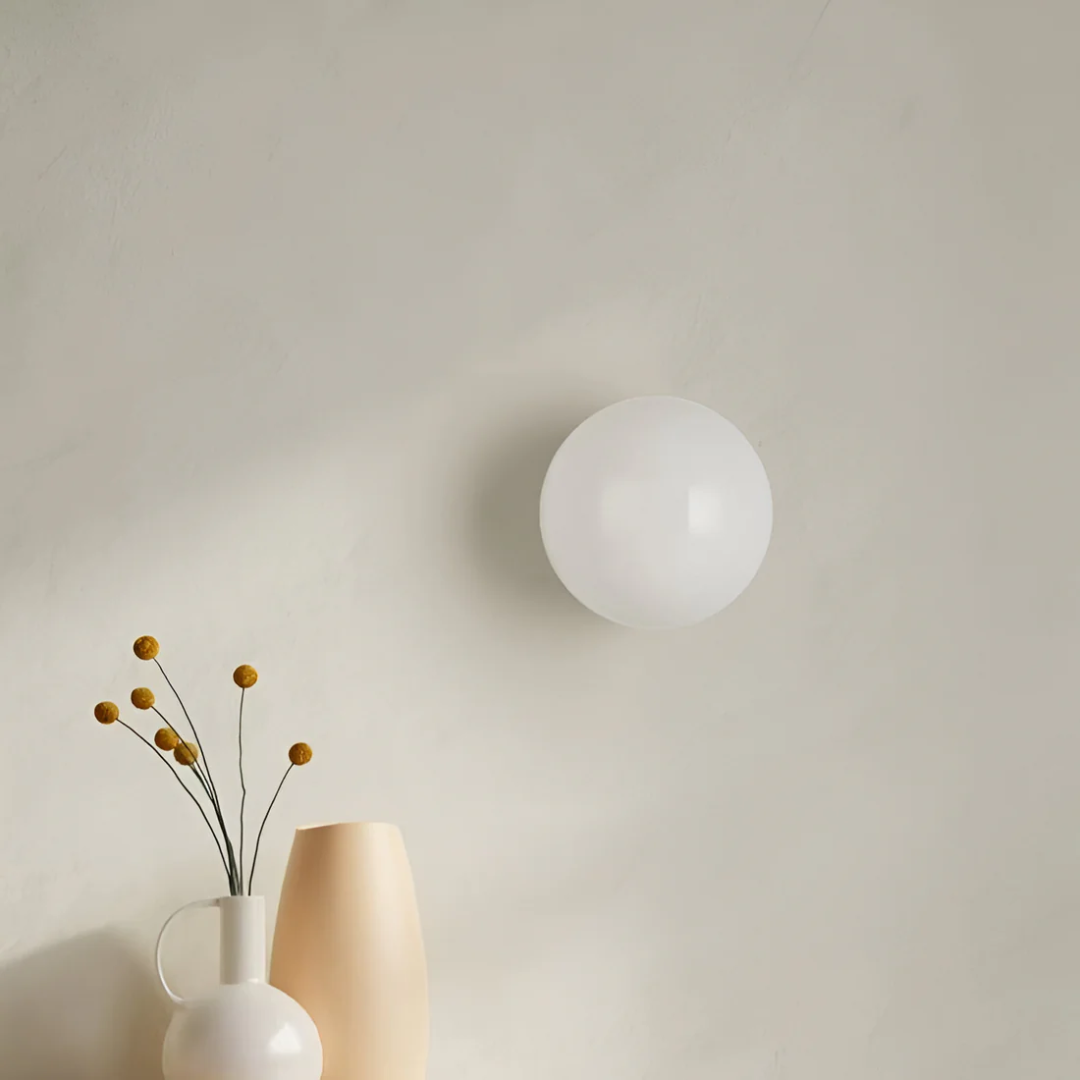Aplique de Pared de Vidrio – Elegancia y Luz Sutil