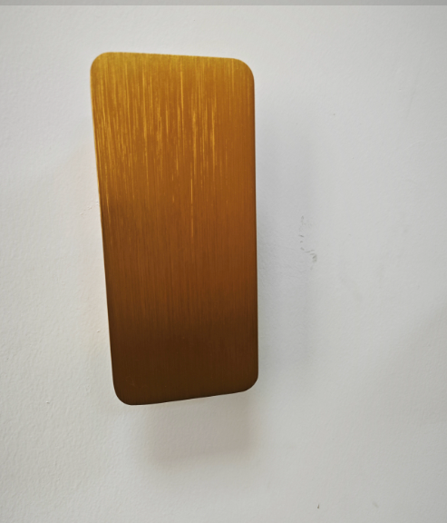 Aplique de Parede LED Minimalista – Luz Sutil e Linha Contemporânea