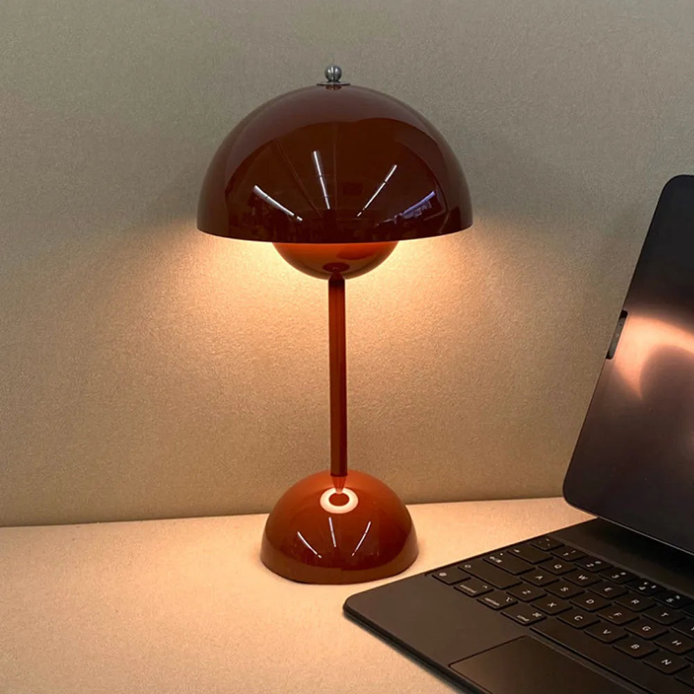Lâmpada de Mesa Portátil – Design Moderno e Iluminação Nômade