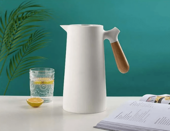 Isolert Kanne Med Håndtak – Langvarig Bevaring Og Stilig Design