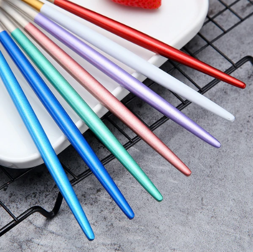 Ensemble Couverts 24 Pièces – Finition Chic Pour Table Raffinée