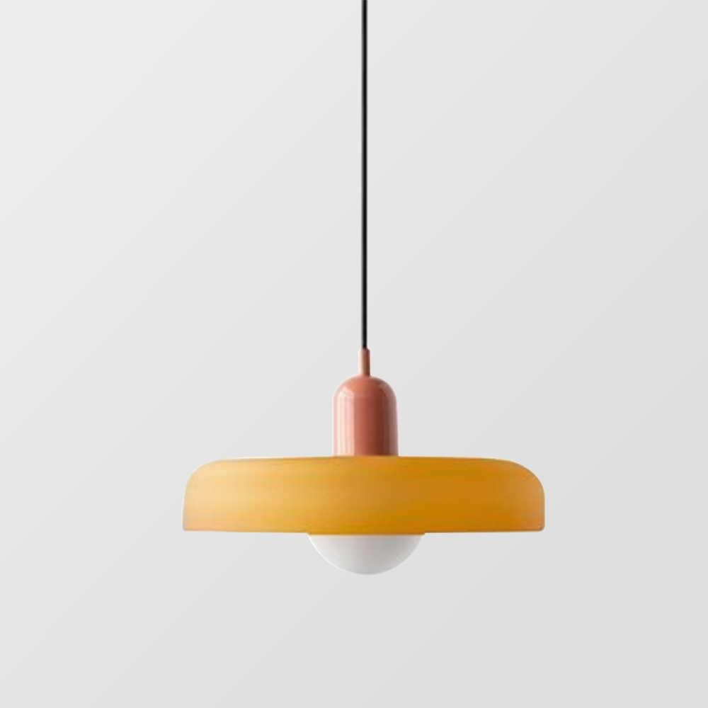 Farget Glasspendel – Forbedre Dine Rom Med Stil 