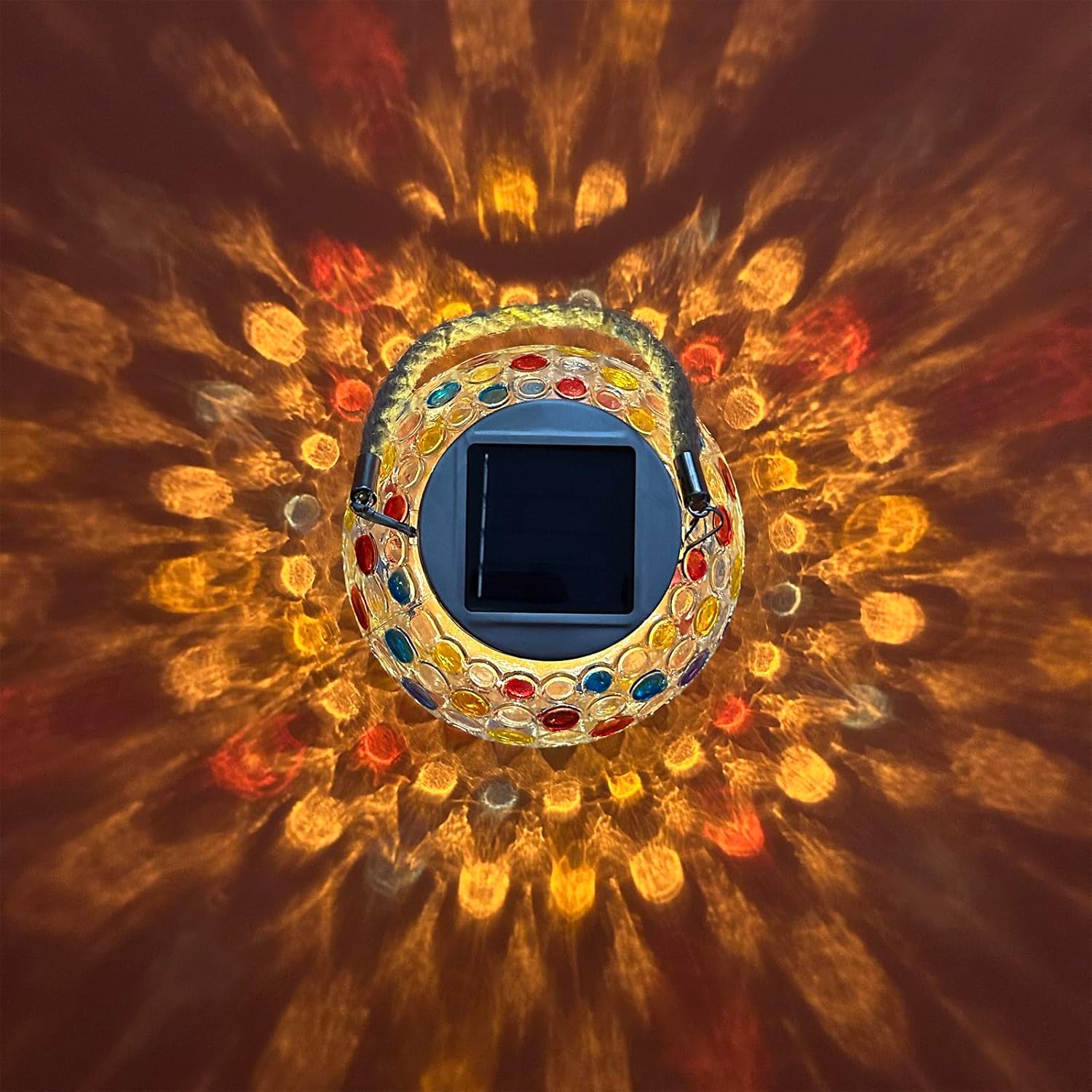 Lampă Solară Exterioară — Eleganță din Sticlă 