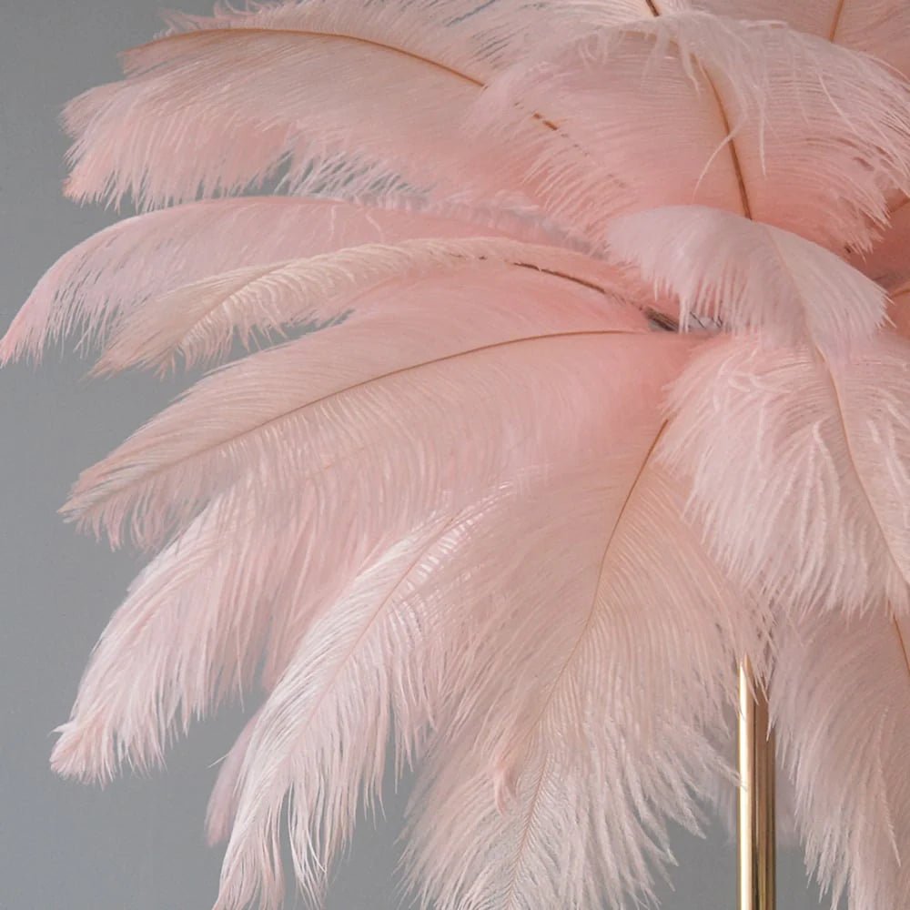 Lampe De Table Aux Plumes Dorées Art Déco – Décoration Luxueuse Et Originale