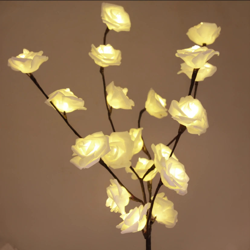 Φωτεινή Διακόσμηση LED – Ζεστή και Κομψή Ατμόσφαιρα 