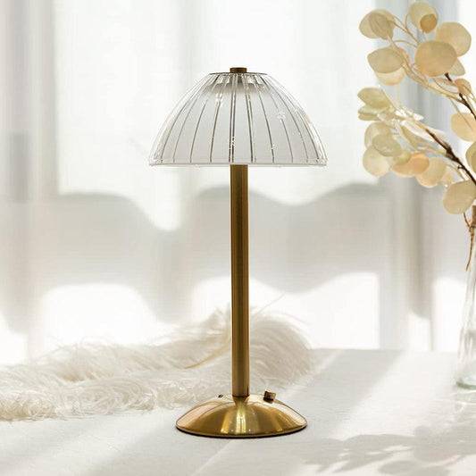 Lámpara de mesa inalámbrica – iluminación nómada y elegante 
