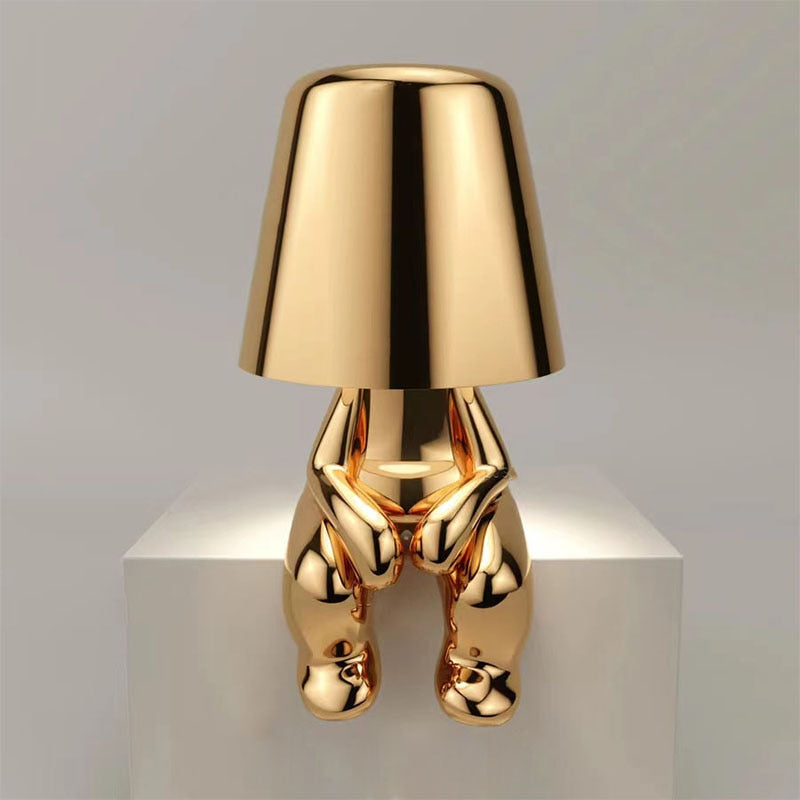 Lampă de masă modernă – eleganță minimalistă și lumină blândă 