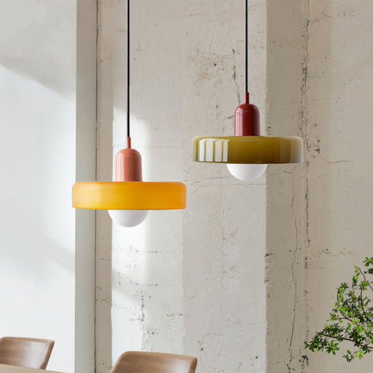 Závesná dekoratívna lampa – Vibrantné farby a bohémsky duch 