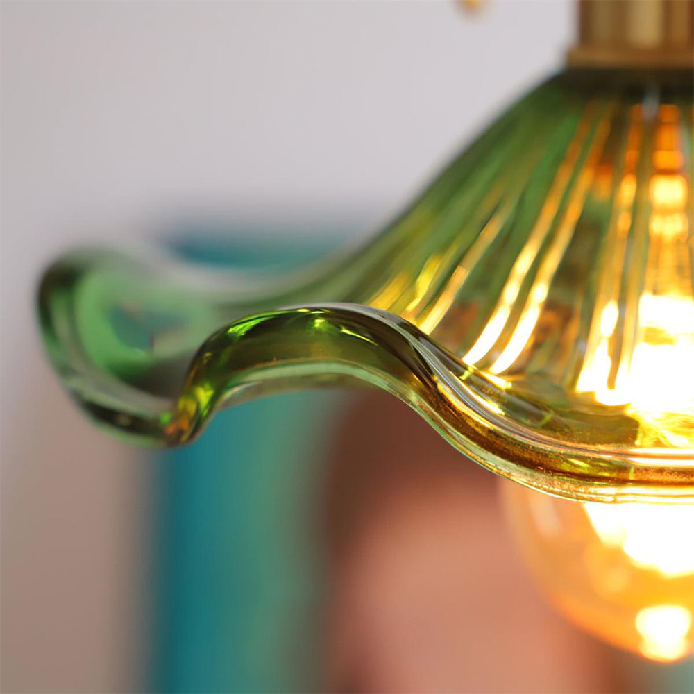 Závesná Lampa Kvet – Prírodné Čaro A Jemný Duch 