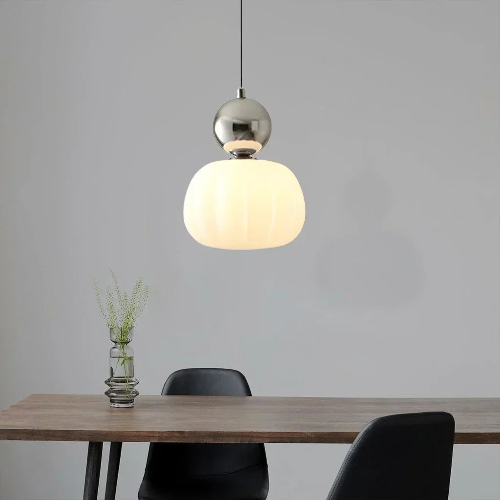 Lampe Suspendue Art Déco – Élégance Graphique Et Intemporelle