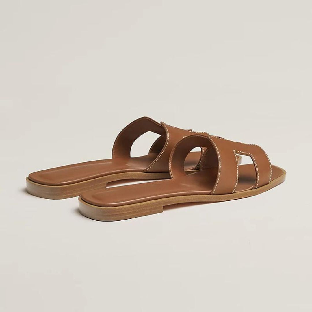 Brigitte | Moderna Platta Sandaler – Luftrikt Design Och Urban Stil 