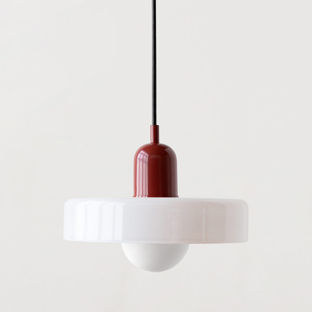 Farget Glasspendel – Forbedre Dine Rom Med Stil 