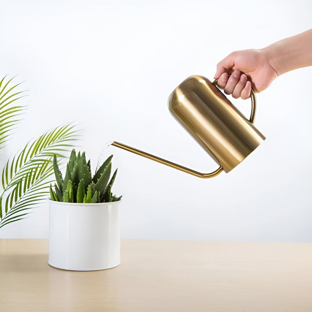 1,5 Liter Gießkanne mit langem Auslauf - Praktische Kapazität und schonende Bewässerung