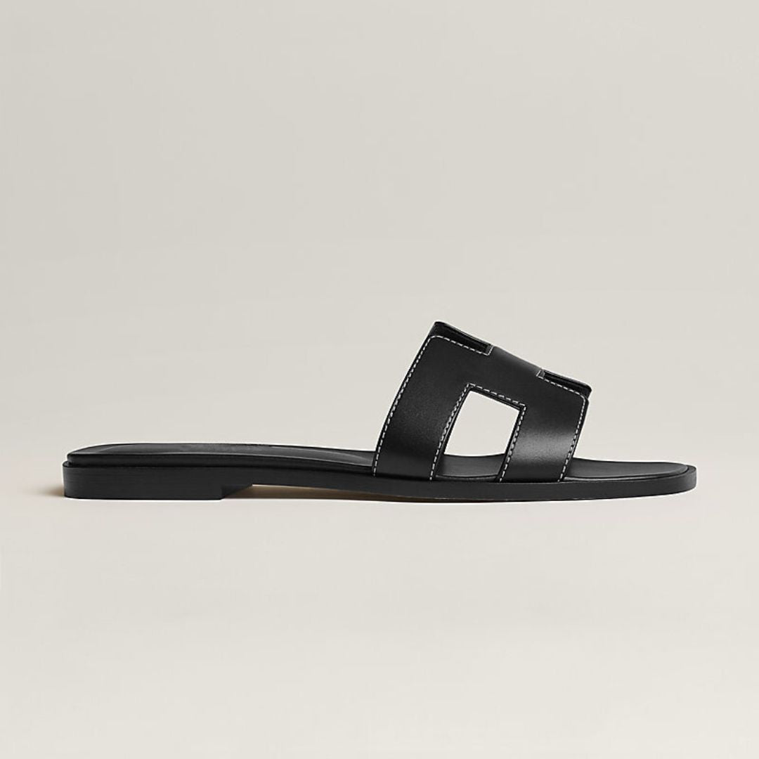 Brigitte | Moderna Platta Sandaler – Luftrikt Design Och Urban Stil 