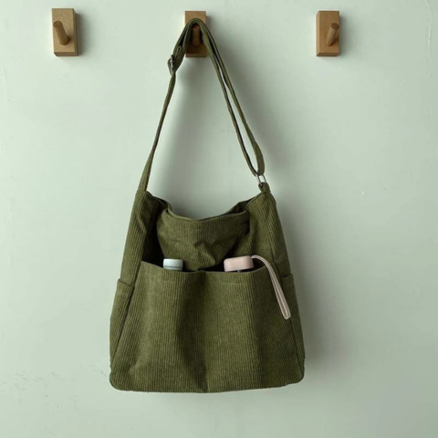 Umhängetasche aus gestreiftem Canvas – Lässiger und eleganter Stil 