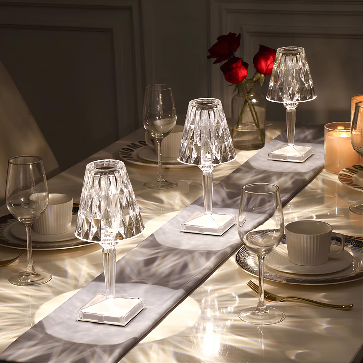 Lampă de birou cristalină – eleganță modernă și atmosferă caldă 