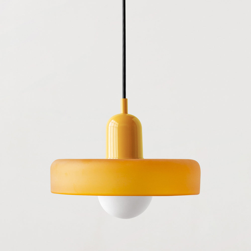 Farget Glasspendel – Forbedre Dine Rom Med Stil 