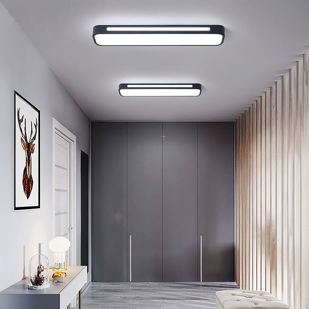 תאורת תקרה LED מינימליסטית – תאורה מודרנית ודיסקרטית 
