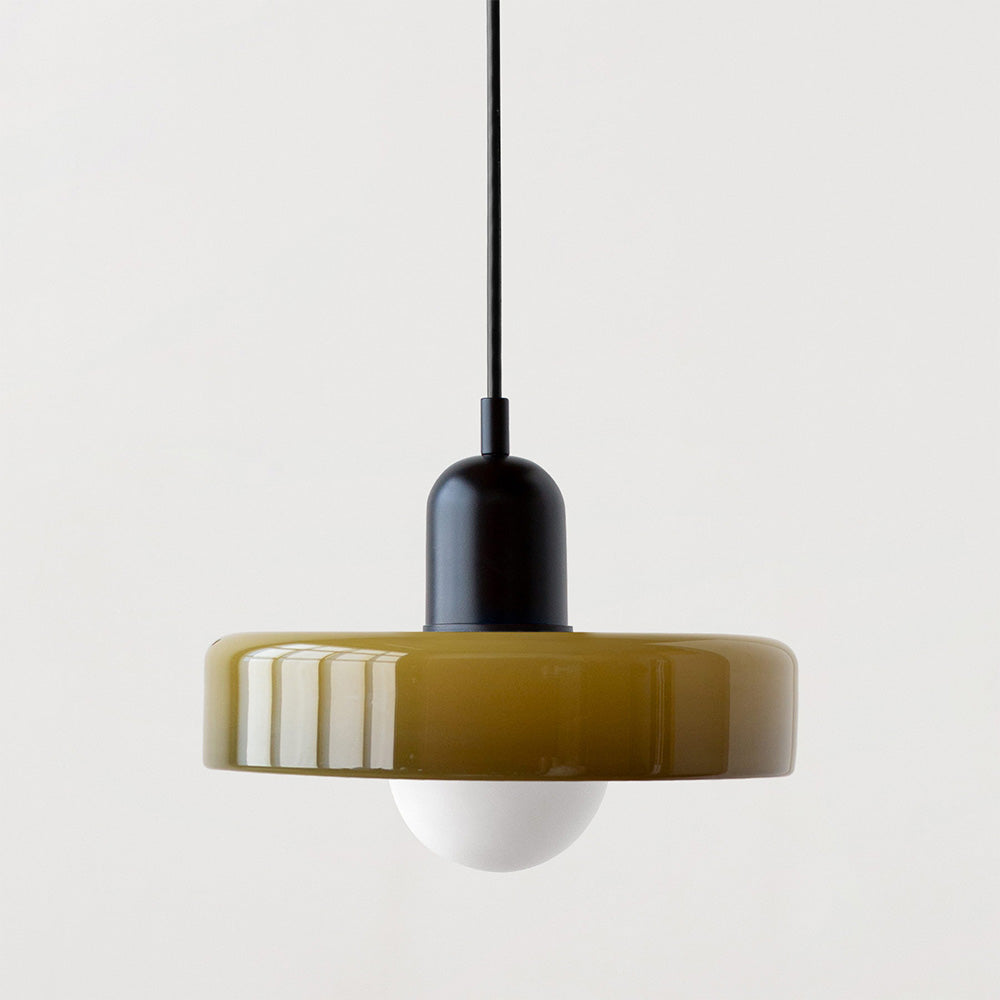 Farget Glasspendel – Forbedre Dine Rom Med Stil 