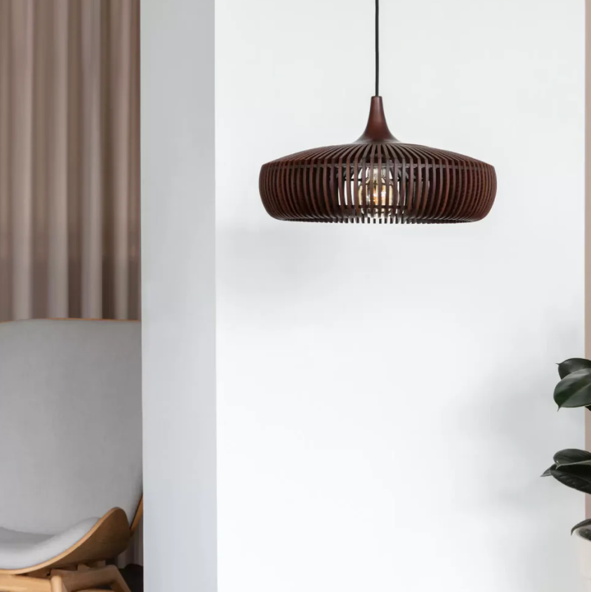 Suspension Lumineuse Élégante – Éclat Et Raffinement